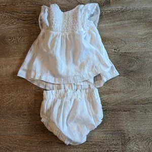 Hope & Henry White Girls Dress with bottoms - Size Newborn